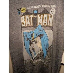 NWT Batman DC Comics Graphic T-Shirt Size XL Gray Smoke Superhero Tee